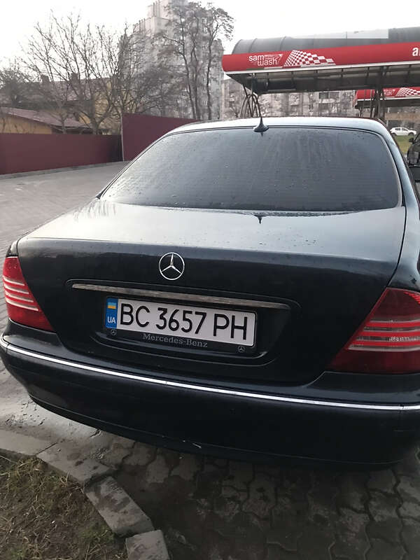 Седан Mercedes-Benz S-Class 2003 в Львове