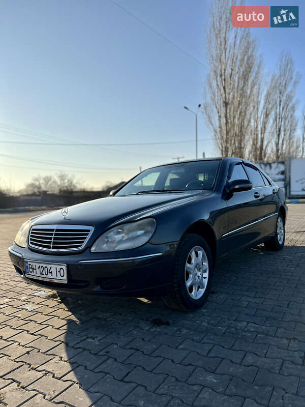 Mercedes-Benz S-Class 2000