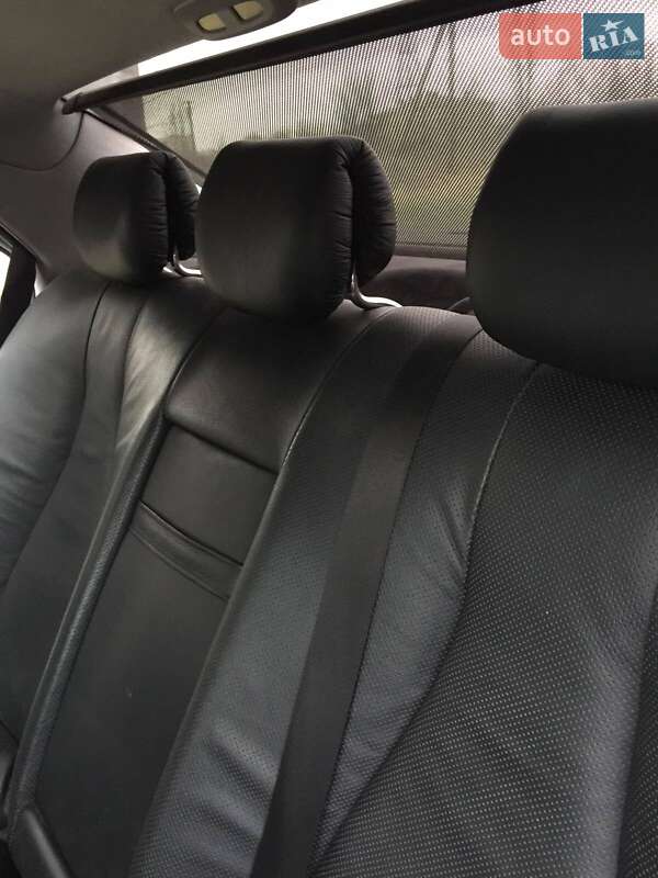 Седан Mercedes-Benz S-Class 2000 в Пирятині