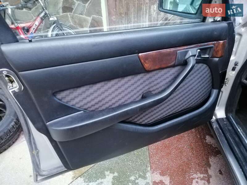 Седан Mercedes-Benz S-Class 1990 в Богородчанах