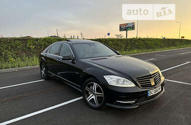 Седан Mercedes-Benz S-Class 2012 в Львові