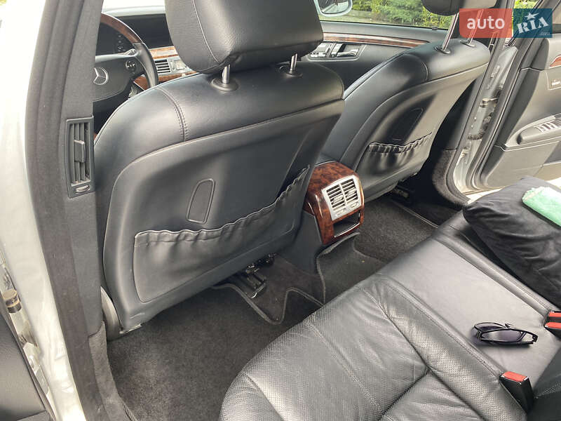 Седан Mercedes-Benz S-Class 2006 в Львові
