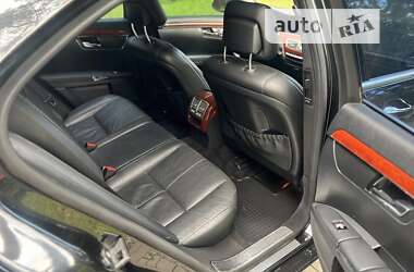 Седан Mercedes-Benz S-Class 2009 в 