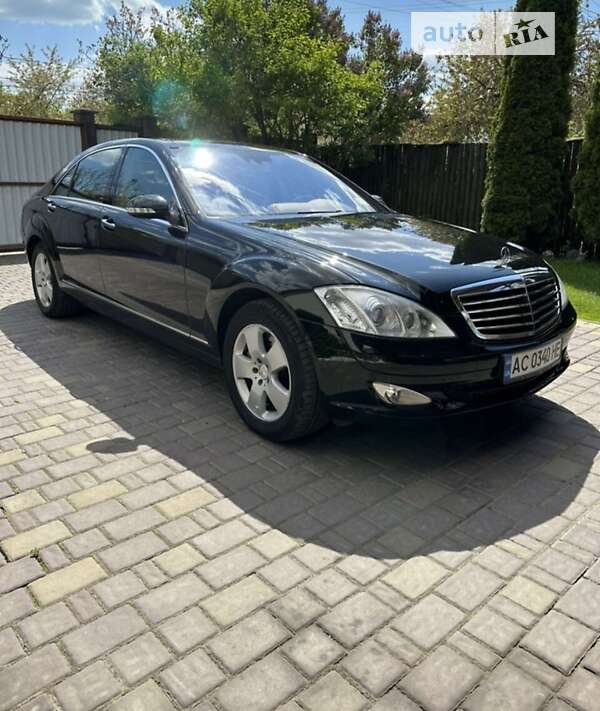 Mercedes-Benz S-Class 2007