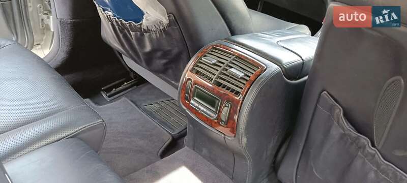 Седан Mercedes-Benz S-Class 2003 в Жовкві