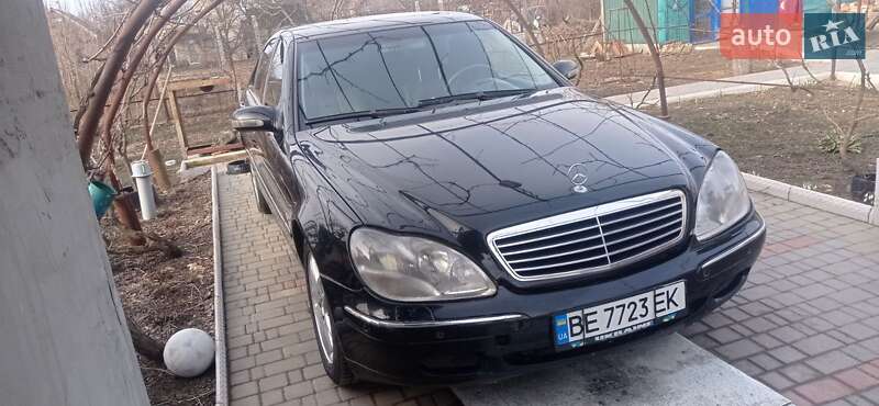 Седан Mercedes-Benz S-Class 2002 в Снигиревке