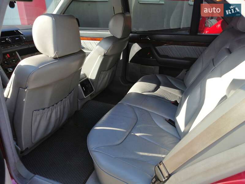 Седан Mercedes-Benz S-Class 1991 в Луцьку