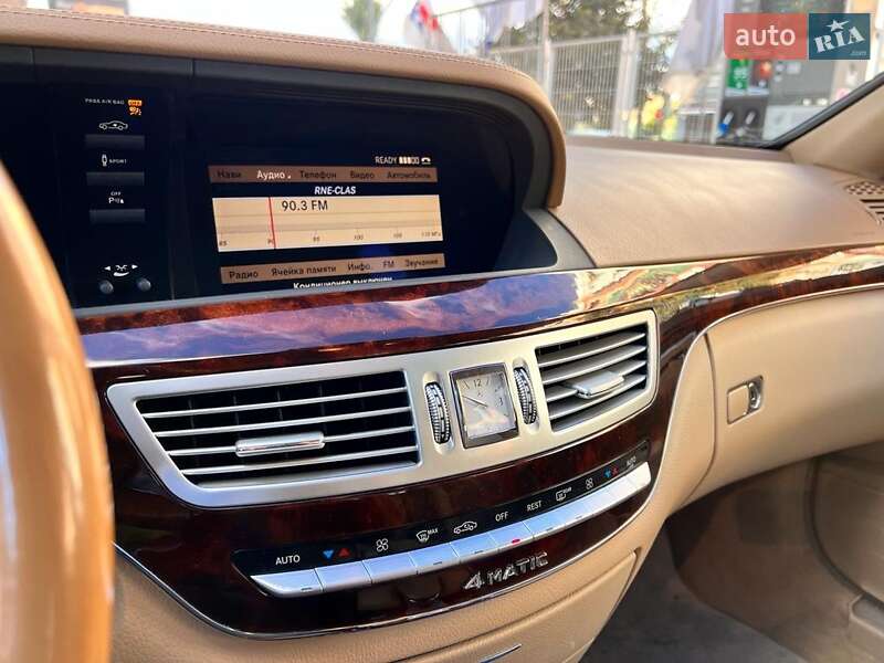 Седан Mercedes-Benz S-Class 2010 в Одессе