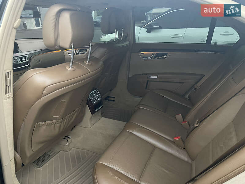 Седан Mercedes-Benz S-Class 2007 в Дніпрі