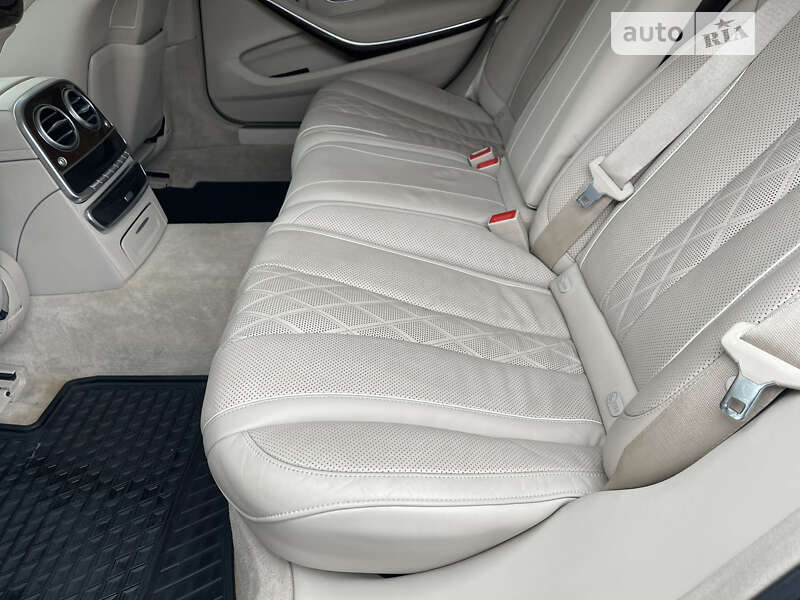 Седан Mercedes-Benz S-Class 2015 в Києві