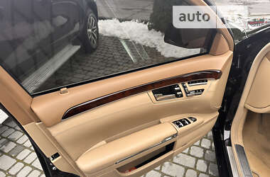 Седан Mercedes-Benz S-Class 2011 в Мукачевому