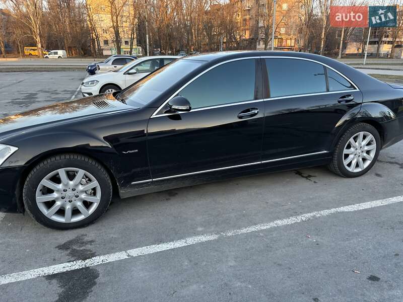 Седан Mercedes-Benz S-Class 2006 в Запорожье