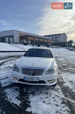 Mercedes-Benz S-Class 2010 Mercedes-Benz S-Class 2010