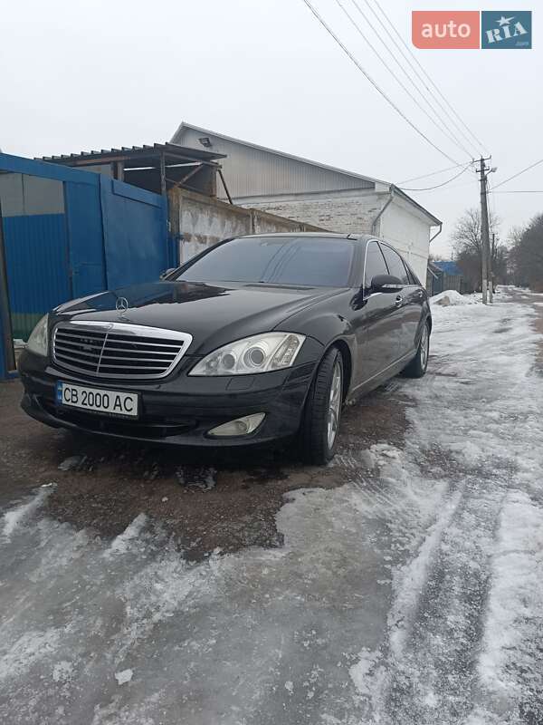 Седан Mercedes-Benz S-Class 2008 в Прилуках