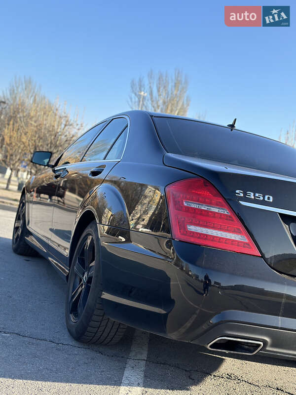 Седан Mercedes-Benz S-Class 2012 в Запоріжжі