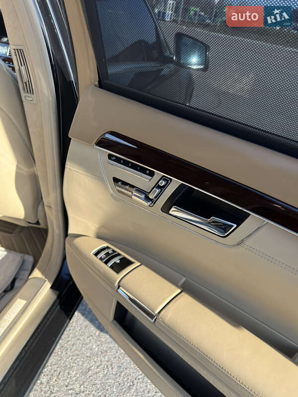 Седан Mercedes-Benz S-Class 2011 в Львові