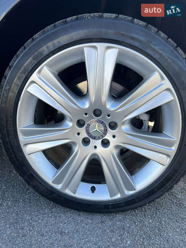 Седан Mercedes-Benz S-Class 2011 в Львові