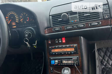 Седан Mercedes-Benz S-Class 1997 в 