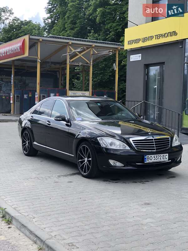 Седан Mercedes-Benz S-Class 2005 в Тернополе