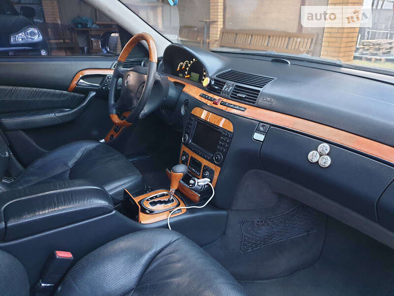 Седан Mercedes-Benz S-Class 2003 в 