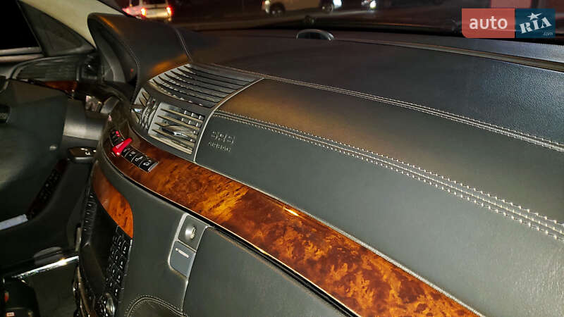 Седан Mercedes-Benz S-Class 2004 в Одессе