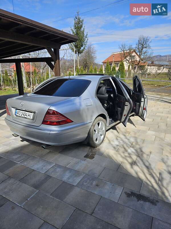 Седан Mercedes-Benz S-Class 2004 в Тячеве