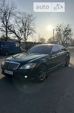 Седан Mercedes-Benz S-Class 2007 в Львове