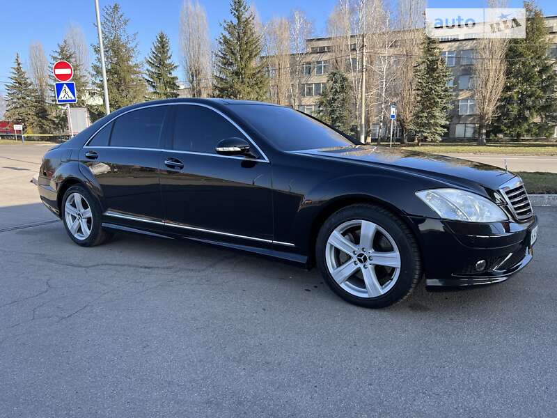 Седан Mercedes-Benz S-Class 2007 в Миргороді