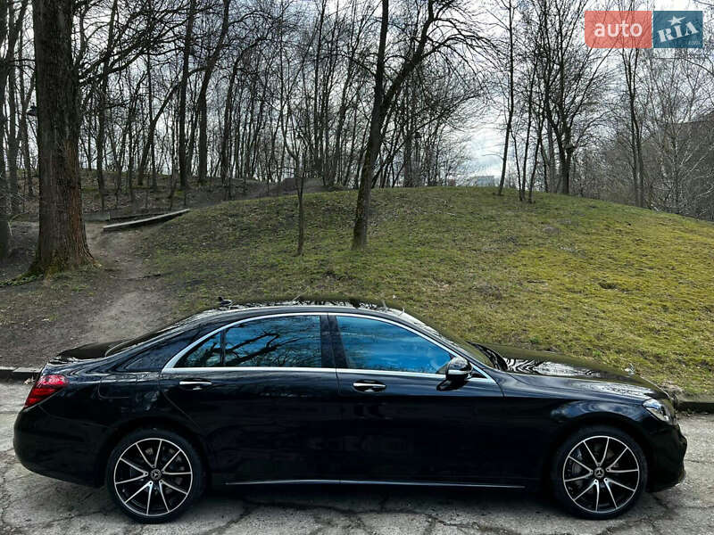 Седан Mercedes-Benz S-Class 2019 в Києві