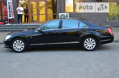 Седан Mercedes-Benz S-Class 2012 в Луцке