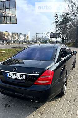 Седан Mercedes-Benz S-Class 2006 в Луцке