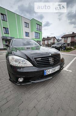 Седан Mercedes-Benz S-Class 2006 в Ровно