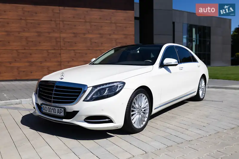 Mercedes-Benz S-Class