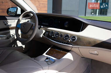 Седан Mercedes-Benz S-Class 2013 в 