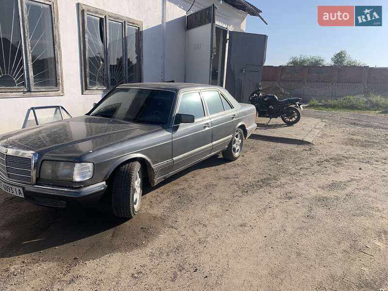 Седан Mercedes-Benz S-Class 1989 в Косові