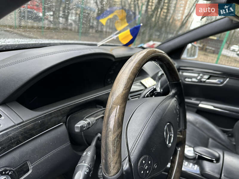 Седан Mercedes-Benz S-Class 2010 в Києві