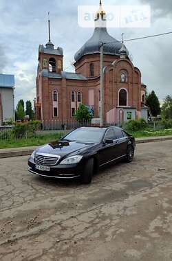 Седан Mercedes-Benz S-Class 2013 в Чернігові