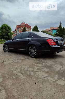 Седан Mercedes-Benz S-Class 2013 в Чернігові