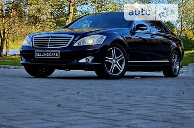 Седан Mercedes-Benz S-Class 2007 в Ровно