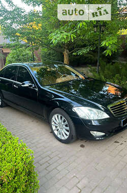 Mercedes-Benz S-Class 2008