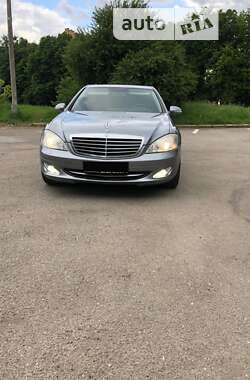 Седан Mercedes-Benz S-Class 2009 в Ивано-Франковске