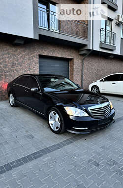 Седан Mercedes-Benz S-Class 2005 в Черновцах