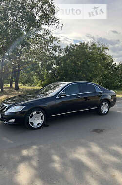 Седан Mercedes-Benz S-Class 2009 в Татарбунарах