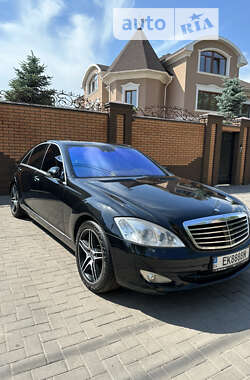 Mercedes-Benz S-Class 2007