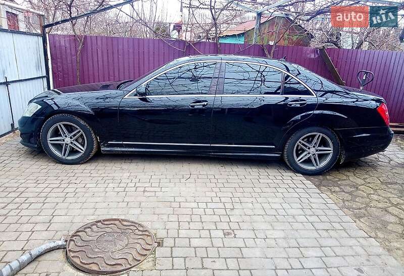 Седан Mercedes-Benz S-Class 2006 в Одессе