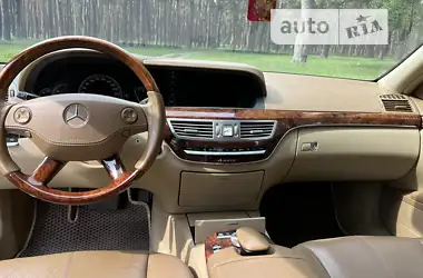 Mercedes-Benz S-Class 2007