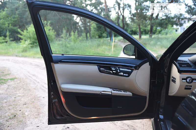 Седан Mercedes-Benz S-Class 2007 в Кропивницком