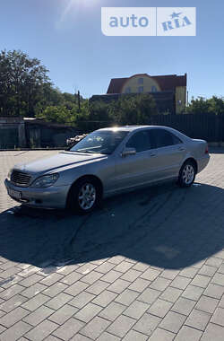 Седан Mercedes-Benz S-Class 2001 в Долині