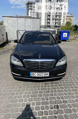 Mercedes-Benz S-Class 2008