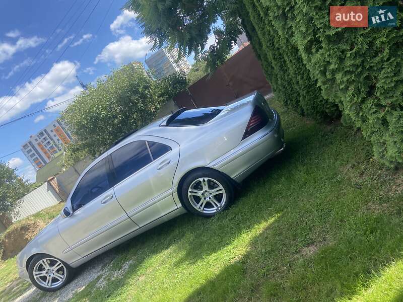 Седан Mercedes-Benz S-Class 2005 в Ивано-Франковске